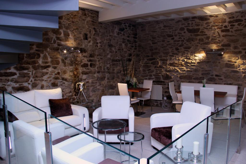 Hotel Montenegro Compostela ซานติอาโก เด กอมโปสเตลา ภายนอก รูปภาพ